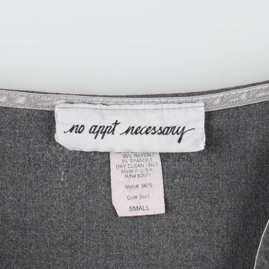 No app necessary. Half-length flared skirt, made in the USA, women's size S equivalent. polyester gray type Vintage Second Hand