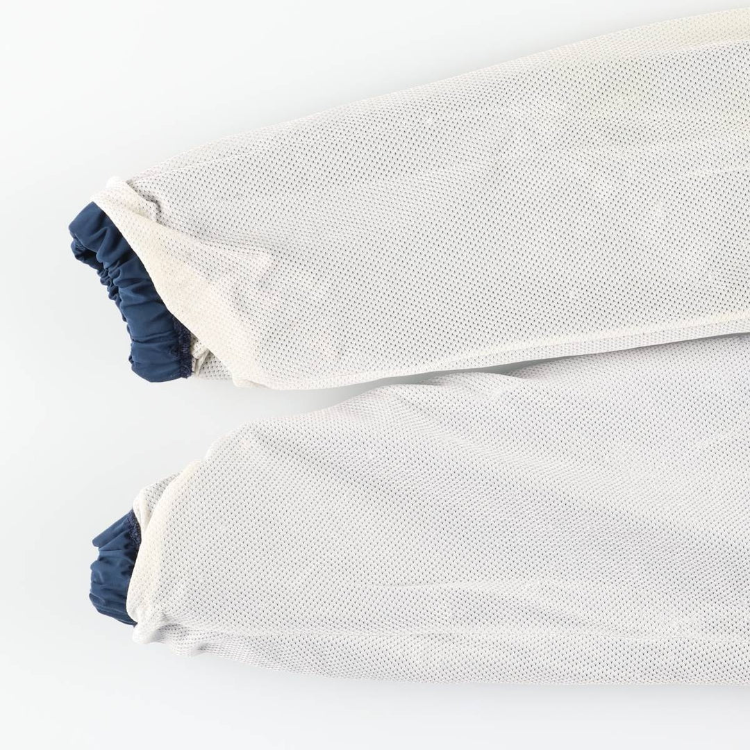 Genuine US military issue USAF PTU training jacket, nylon jacket, made in the USA, MEDIUM REGULAR (equivalent to men's M). Nylon navy blue type Vintage Second Hand