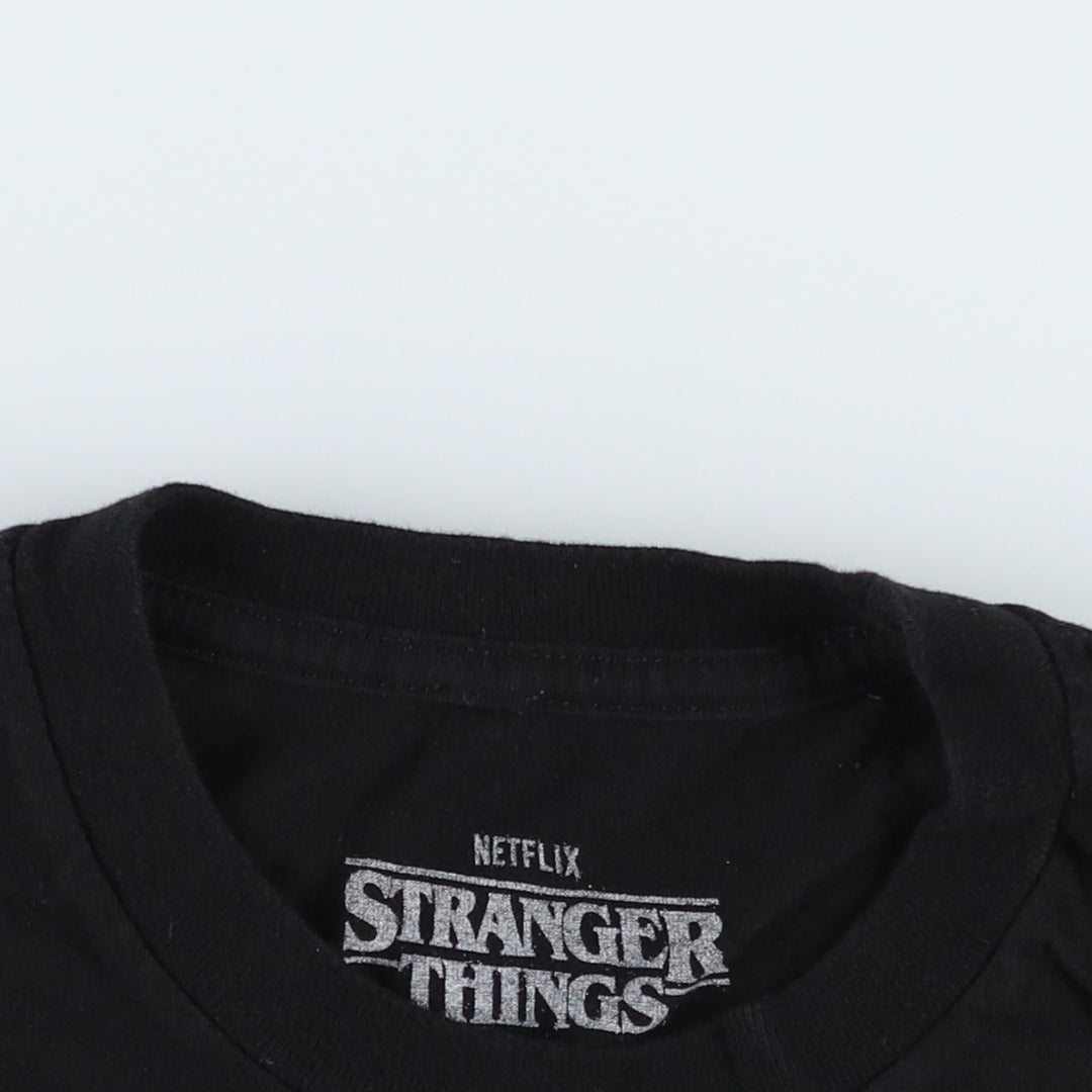 STRANGER THINGS Steve (TV Drama/Movie) Movie T-Shirt, Men's Size M (approx.) cotton black type Vintage Second Hand