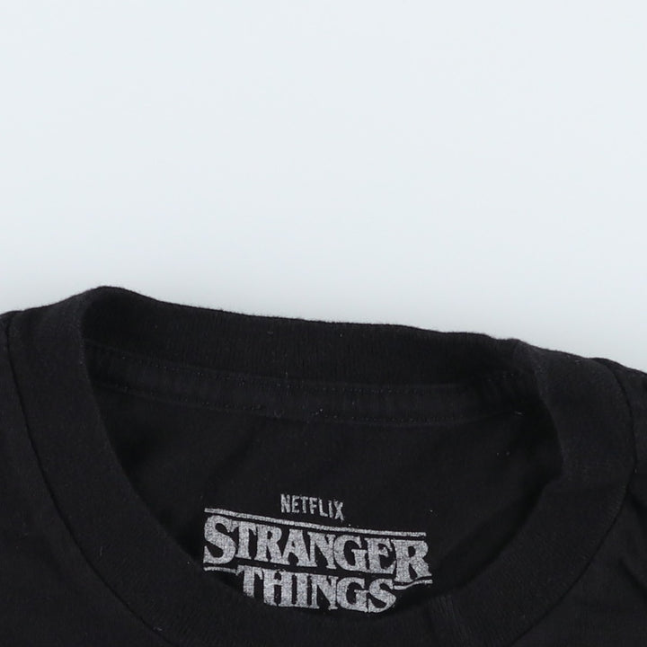 STRANGER THINGS Steve (TV Drama/Movie) Movie T-Shirt, Men's Size M (approx.) cotton black type Vintage Second Hand