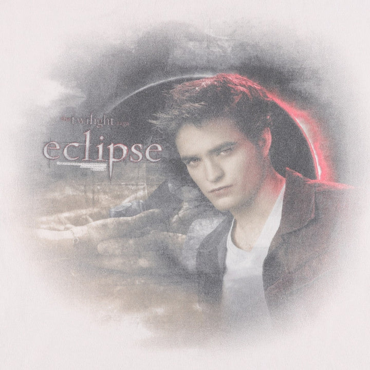Gildan Ultra Cotton THE TWILIGHT SAGA Edward Cullen Movie T-Shirt (Men's Size L) cotton pink type Vintage Second Hand