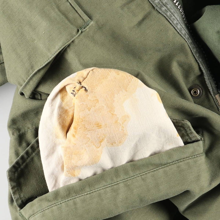 1960'S US Military Issue M-65 2nd Military Field Jacket, Made in USA, Long Medium (Men's Size M equivalent), Vintage Nylon Khaki type Vintage Second Hand