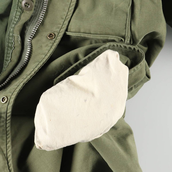 1960'S US Military Issue M-65 2nd Military Field Jacket, Made in USA, Long Medium (Men's Size M equivalent), Vintage Nylon Khaki type Vintage Second Hand