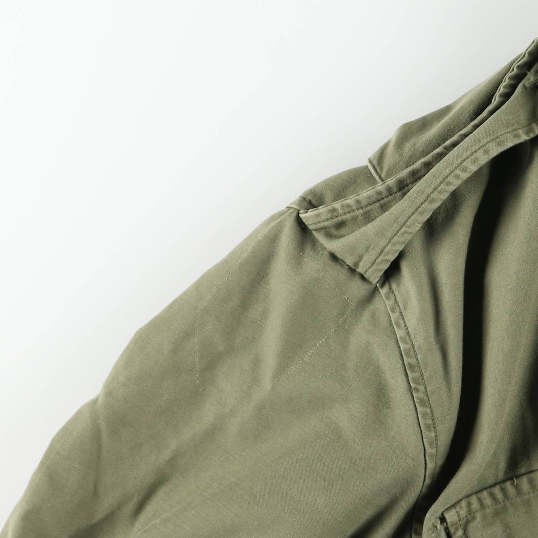 1960'S US Military Issue M-65 2nd Military Field Jacket, Made in USA, Long Medium (Men's Size M equivalent), Vintage Nylon Khaki type Vintage Second Hand