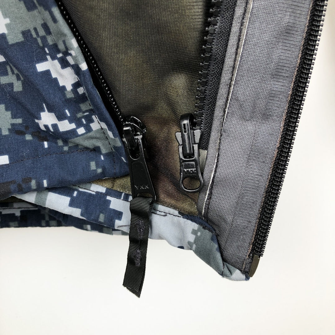 PARKA WORKING US NAVY Camouflage Pattern NWU Digital Camo Military Gore-Tex Parka Made in USA Men's Size M (Equivalent) Genuine US Military Issue Nylon navy blue type Vintage Second Hand