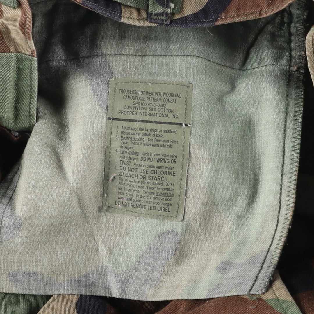 1990'S US Military Camouflage Woodland Camo Cargo Pants, Combat Pants, Made in USA, Men's, Size W30 Nylon Khaki type Vintage Second Hand