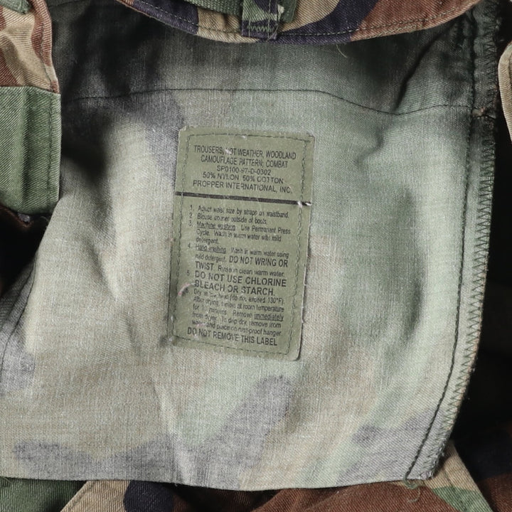 1990'S US Military Camouflage Woodland Camo Cargo Pants, Combat Pants, Made in USA, Men's, Size W30 Nylon Khaki type Vintage Second Hand
