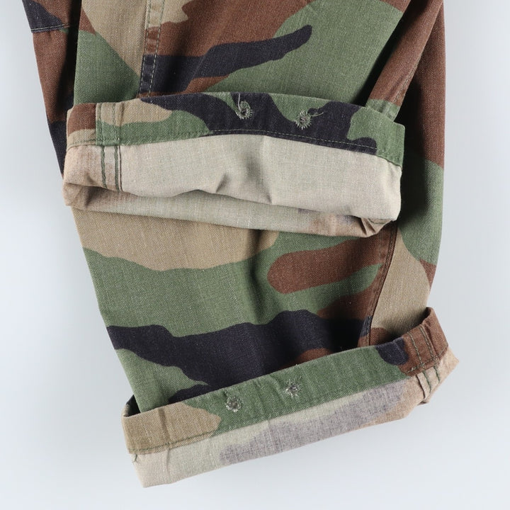 1990'S US Military Camouflage Woodland Camo Cargo Pants, Combat Pants, Made in USA, Men's, Size W30 Nylon Khaki type Vintage Second Hand