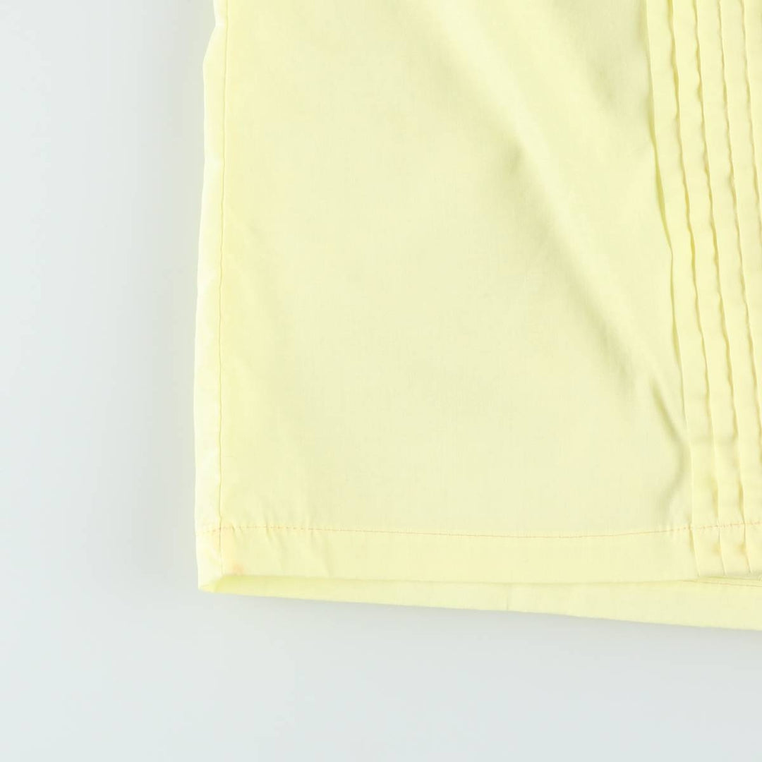 1970'S Land 'n Sea Long-Sleeve Polyester Boxy Shirt, Made in USA, Women's Size M (Equivalent), Vintage polyester lemon yellow Vintage Second Hand