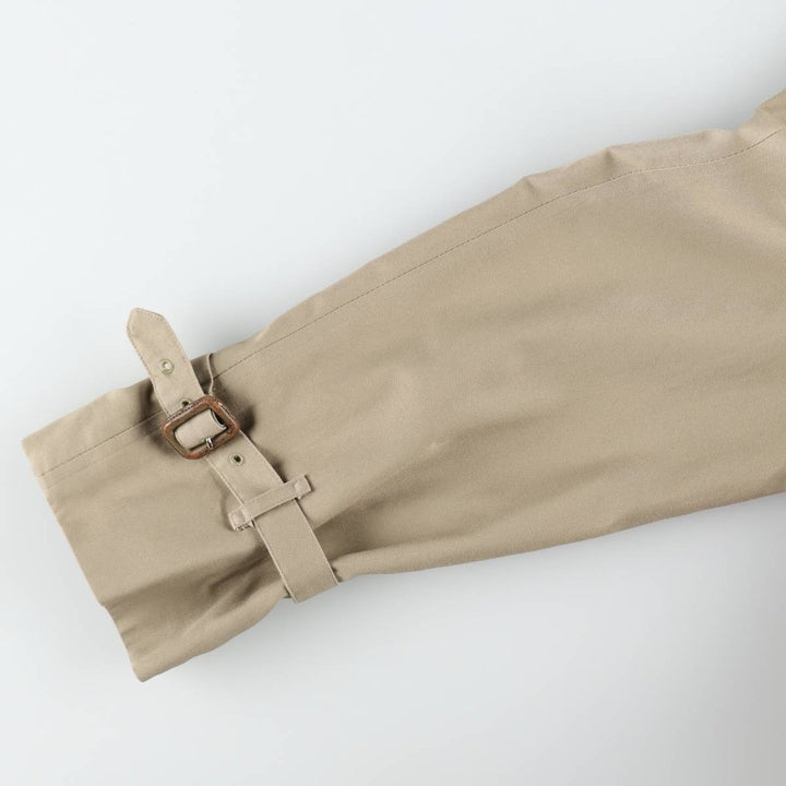 Burberry trench coat, made in England, size M polyester Beige type Vintage Second Hand