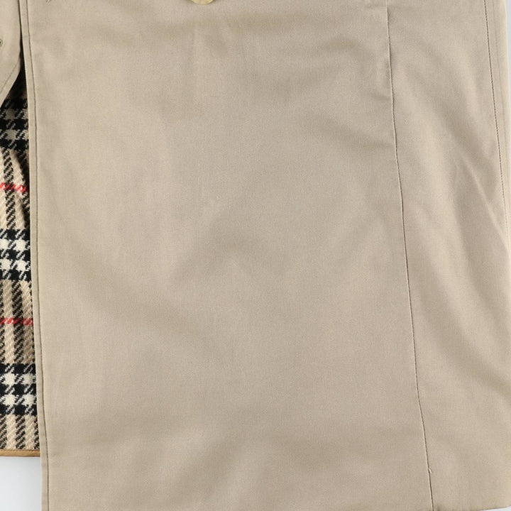 Burberry trench coat, made in England, size M polyester Beige type Vintage Second Hand