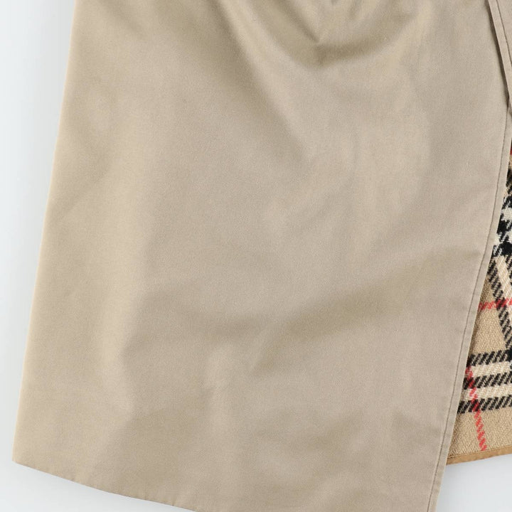 Burberry trench coat, made in England, size M polyester Beige type Vintage Second Hand