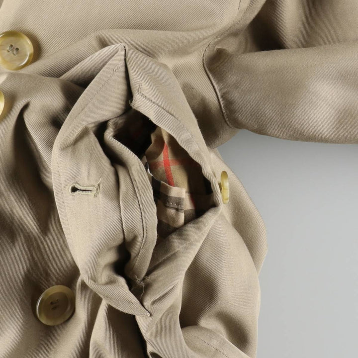 Burberry trench coat, made in England, size M polyester Beige type Vintage Second Hand