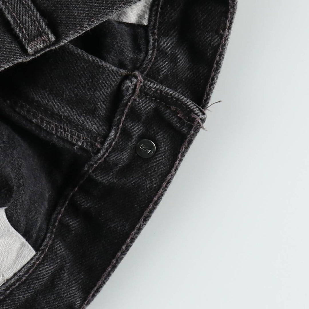 2000'S Levi's 550 Relaxed Fit Black Denim Shorts, Made in USA, Men's Size W38 (approx.) cotton black type Vintage Second Hand