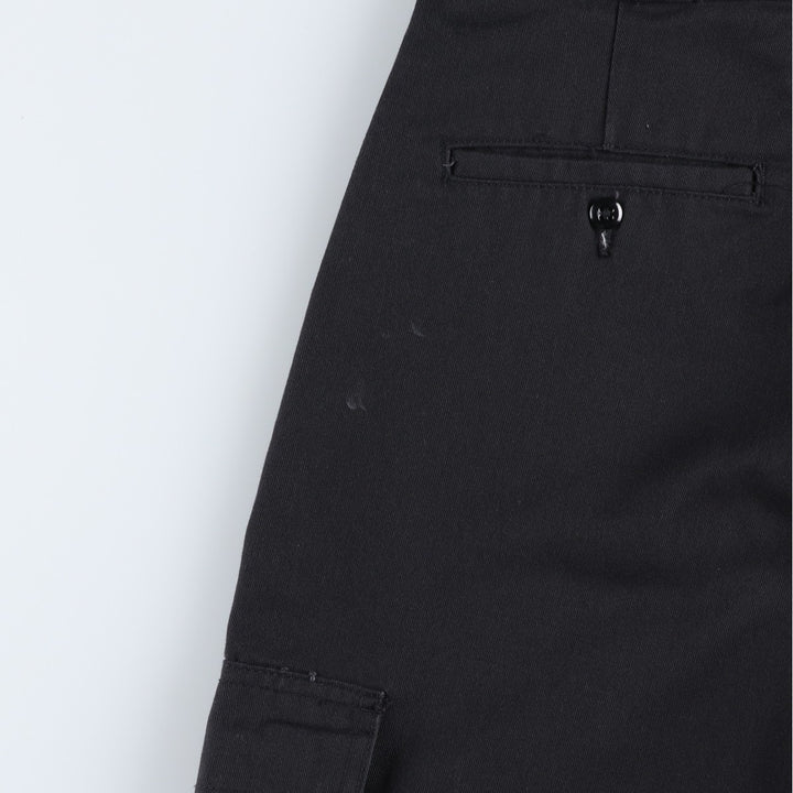 Dickies Loose Fit Cargo Shorts (Men's, equivalent to size W32) polyester black type Vintage Second Hand