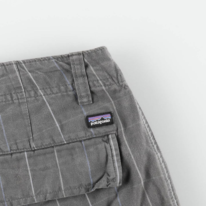 Patagonia 57697SP Check Pattern Cargo Shorts (Men's W33 equivalent) Organic cotton gray type Vintage Second Hand