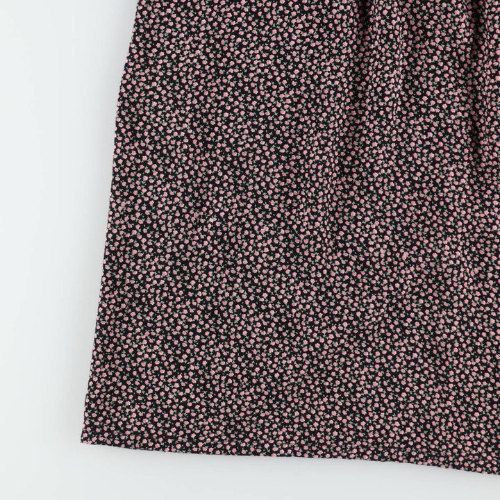 TRAMP all-over floral print midi-length short-sleeved flared dress (women's size S equivalent) Rayon black type Vintage Second Hand