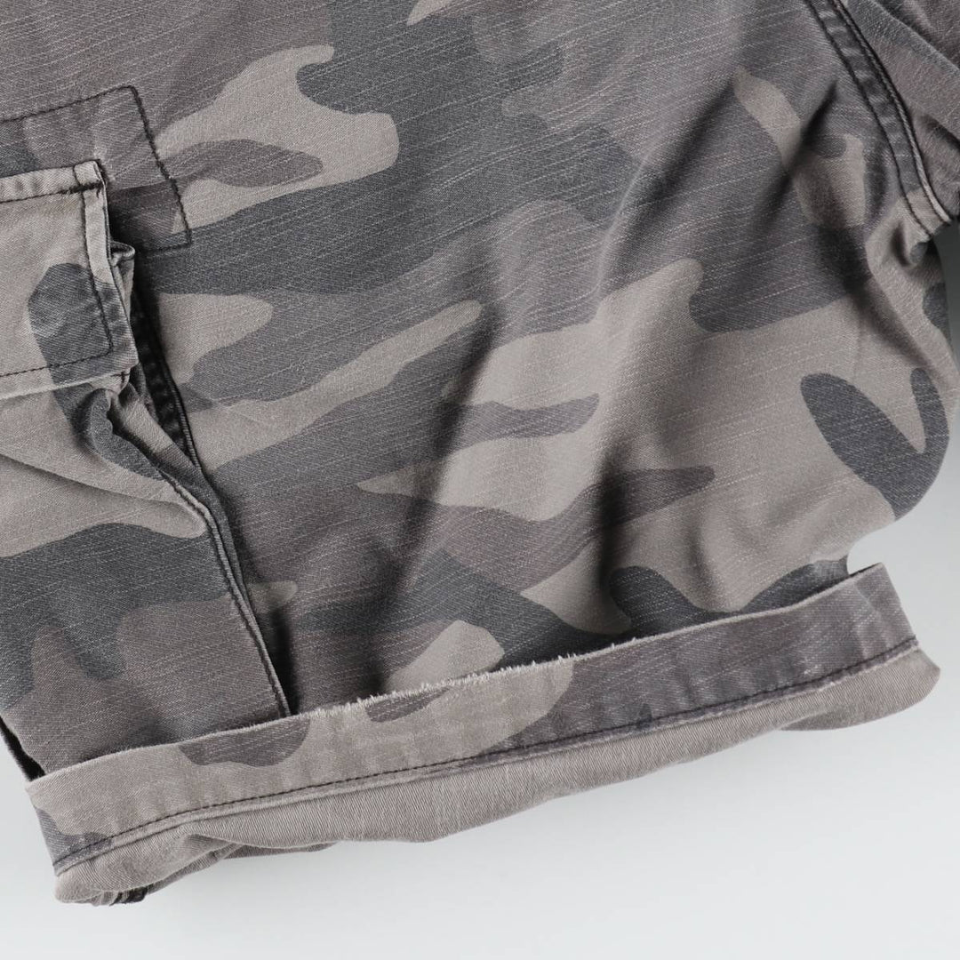 Levi's camouflage pattern cargo shorts, men's size W36 (approx.) cotton gray type Vintage Second Hand