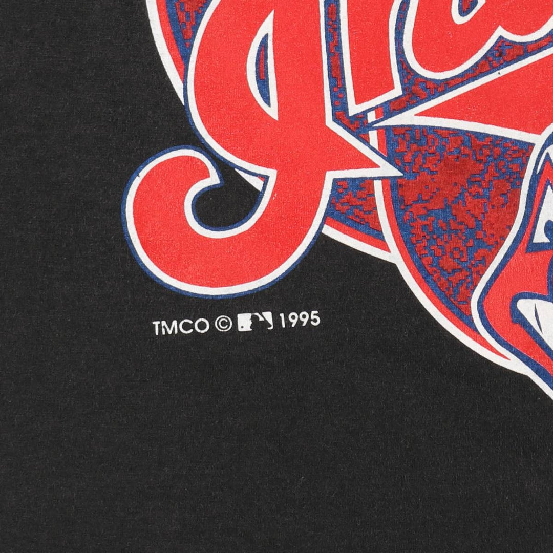 90'S Fruit of the Loom MLB Cleveland Indians sports print T-shirt, Made in USA, Men's size M cotton black type Vintage Second Hand