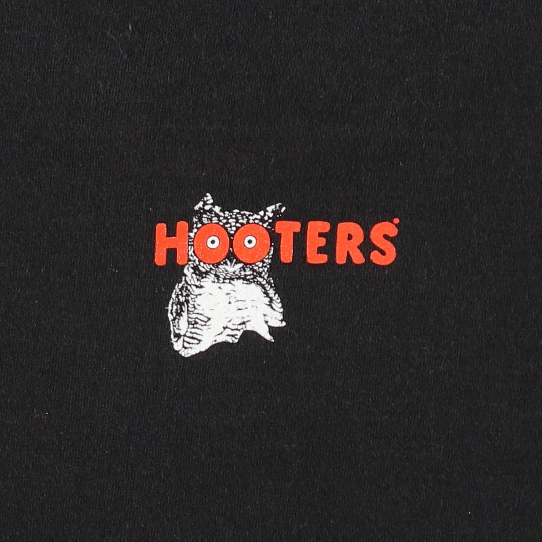 2000'S Delta Magnum Weight Hooters Advertising T-Shirt, Men's Size XL (approx.) cotton black type Vintage Second Hand
