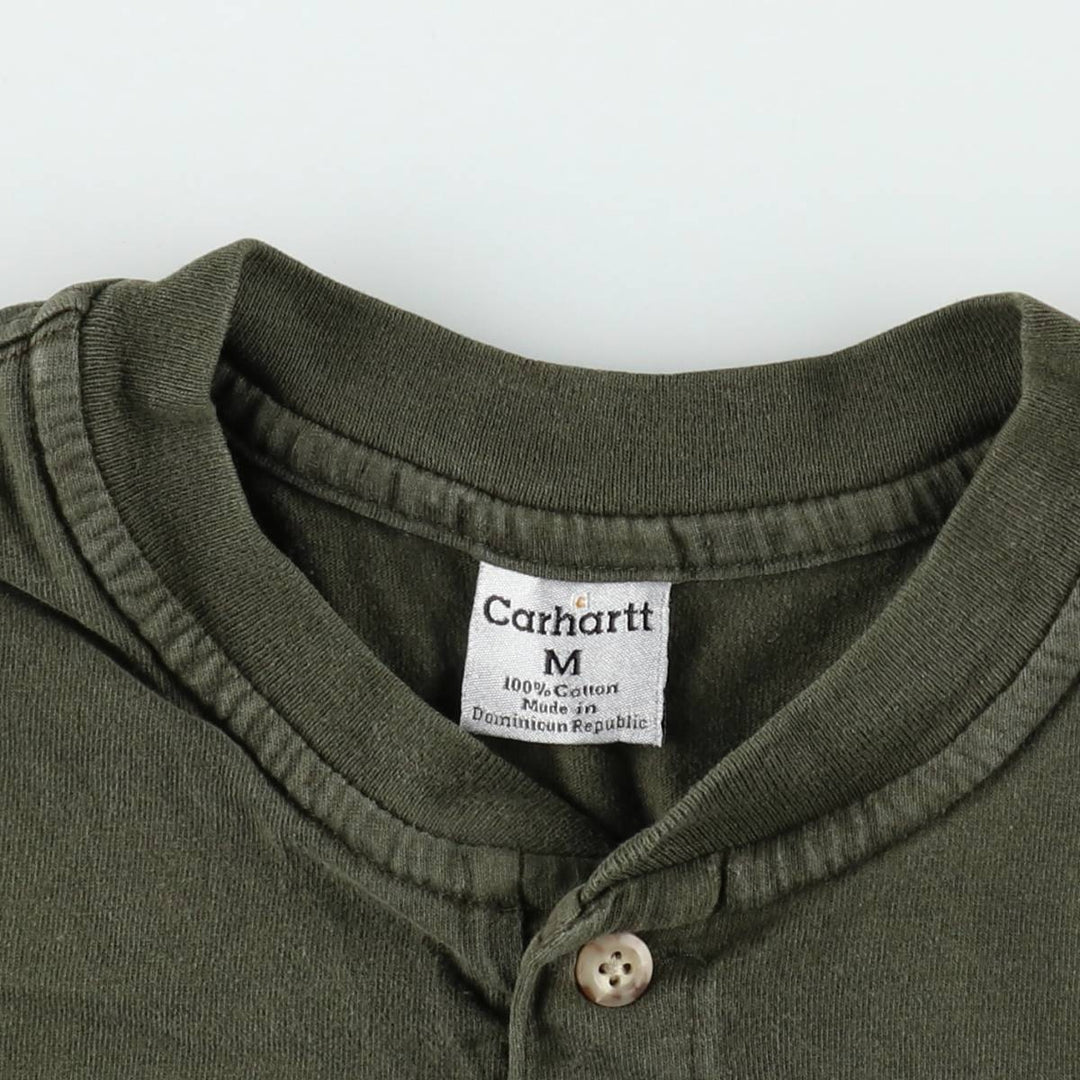 Carhartt Henley Neck Short Sleeve One-Point Logo Pocket T-Shirt, Men's Size Medium cotton Khaki type Vintage Second Hand