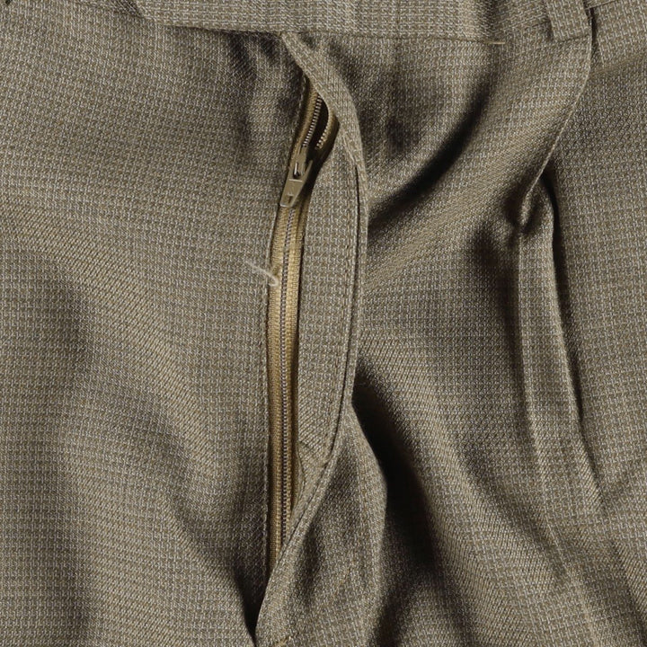 90'S Levi's SLATES CLASSIC FIT two-pleat slacks, made in the USA, men's, size W34, vintage polyester beige type brown Vintage Second Hand