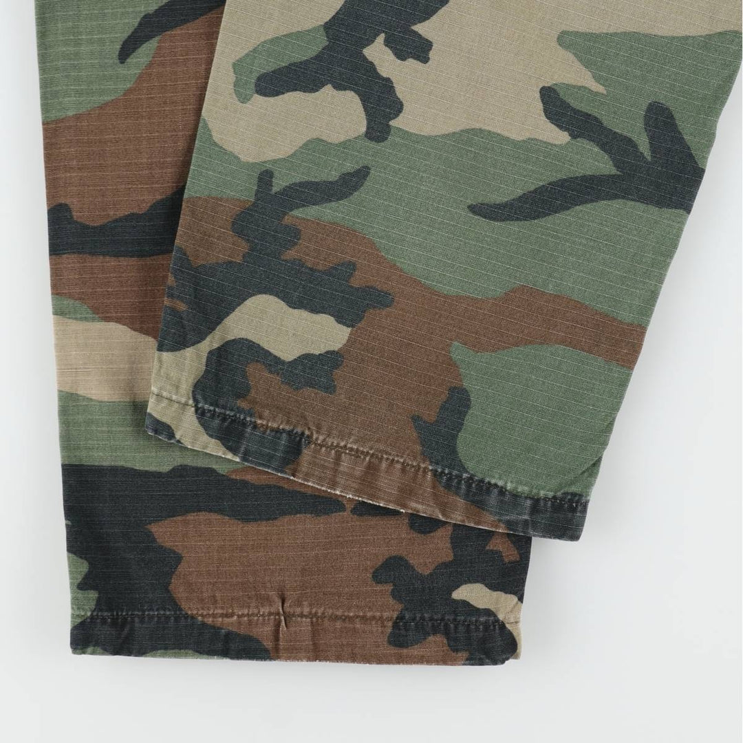 Civilian-made camouflage pattern woodland camo ripstop military cargo pants/combat pants, made in the USA, men's size W32 (approx.). polyester Khaki type Vintage Second Hand