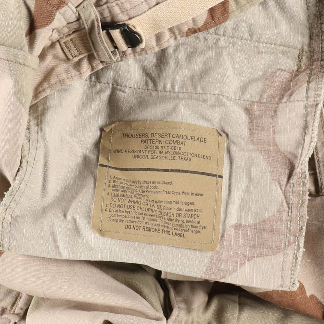 1990'S US Military Issue Camouflage Pattern 3C Desert Camo Ripstop Military Cargo Pants Combat Pants Made in USA MEDIUM-SHORT Nylon Beige type Vintage Second Hand