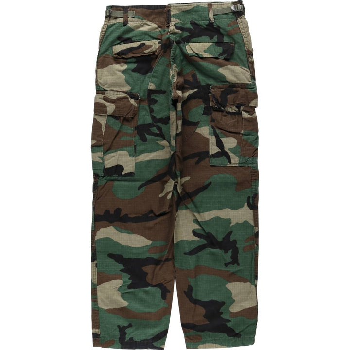 Civilian-made camouflage pattern woodland camo ripstop military cargo pants, made in the USA, men's size W32 equivalent. cotton Khaki type Vintage Second Hand