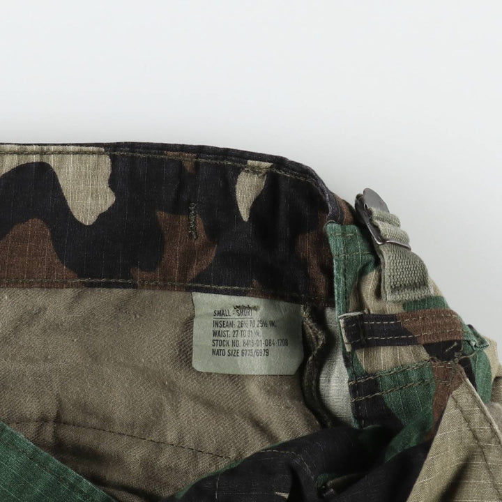 Civilian-made camouflage pattern woodland camo ripstop military cargo pants, made in the USA, men's size W32 equivalent. cotton Khaki type Vintage Second Hand