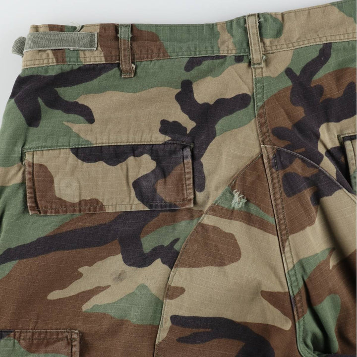 90'S US Military Woodland Camo Ripstop Military Cargo Pants, Combat Pants, Made in USA, Size Medium-Regular Nylon Khaki type Vintage Second Hand