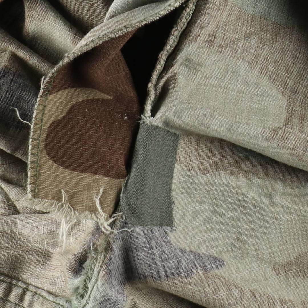 90'S US Military Woodland Camo Ripstop Military Cargo Pants, Combat Pants, Made in USA, Size Medium-Regular Nylon Khaki type Vintage Second Hand
