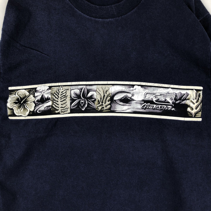 90'S Quiksilver surf/skate t-shirt, made in USA, men's size M equivalent, vintage. cotton navy blue type Vintage Second Hand
