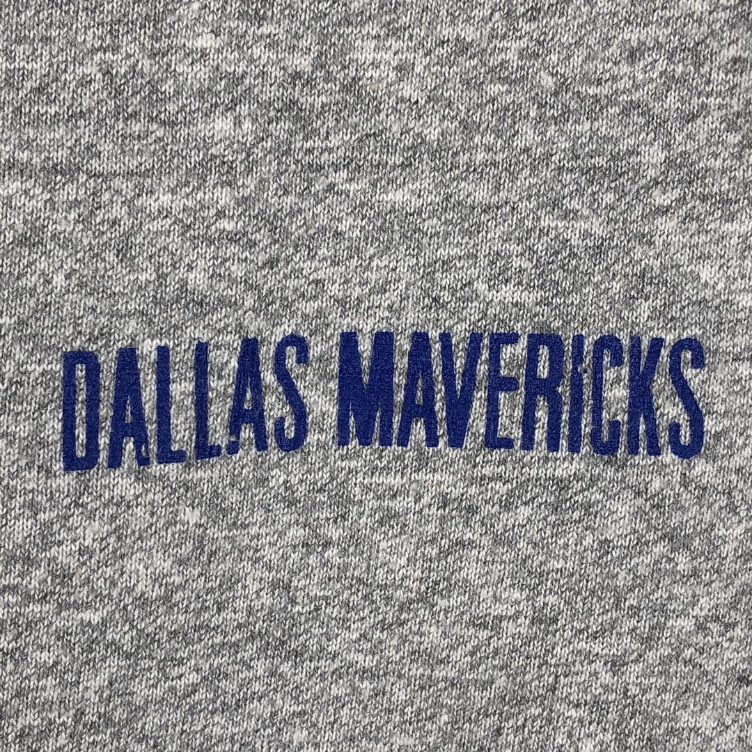 80'S Champion Tricolor Tag NBA Dallas Mavericks Logo Print T-Shirt, Made in USA, Men's Size M (Equivalent), Vintage cotton gray type Vintage Second Hand