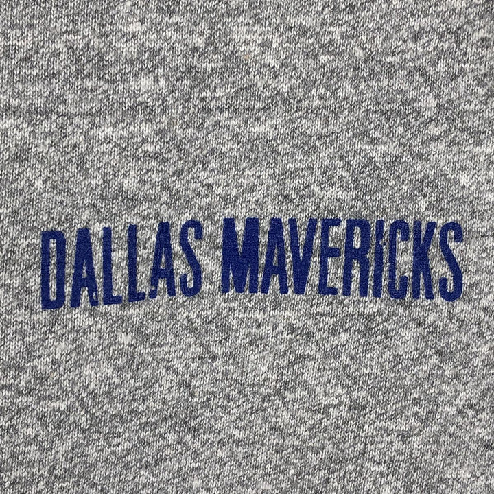 80'S Champion Tricolor Tag NBA Dallas Mavericks Logo Print T-Shirt, Made in USA, Men's Size M (Equivalent), Vintage cotton gray type Vintage Second Hand