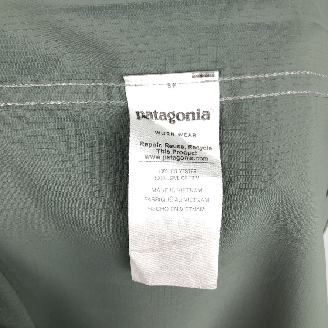 Patagonia 54234SP17 Concealed Button-Down Short-Sleeve Polyester Shirt, Men's Size L (approx.) polyester Khaki type Vintage Second Hand