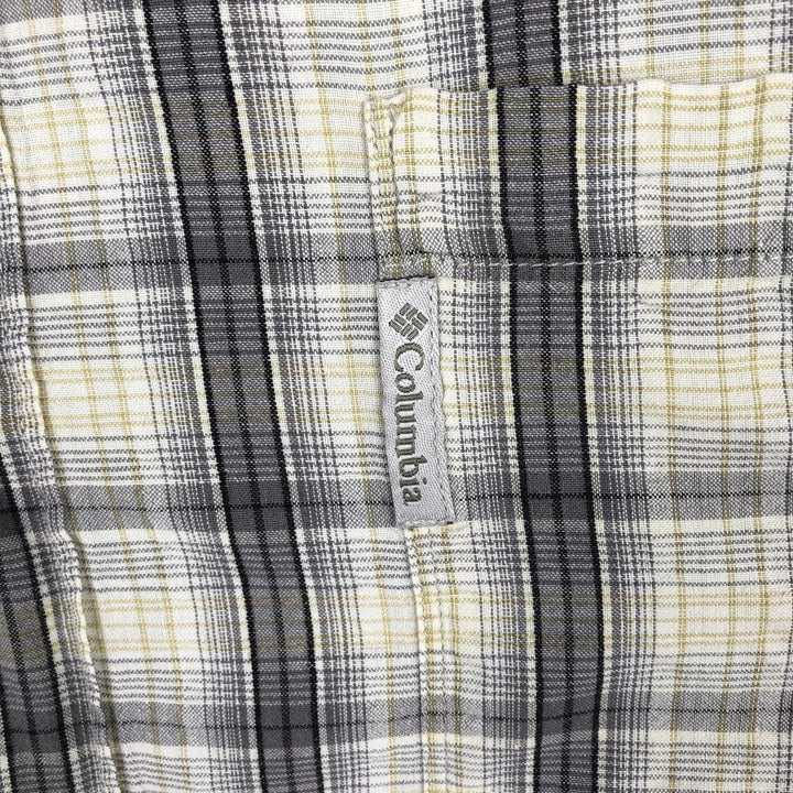 2000'S Columbia Short-Sleeve Cotton Check Shirt, Men's Size XL (approx.) cotton gray type Vintage Second Hand