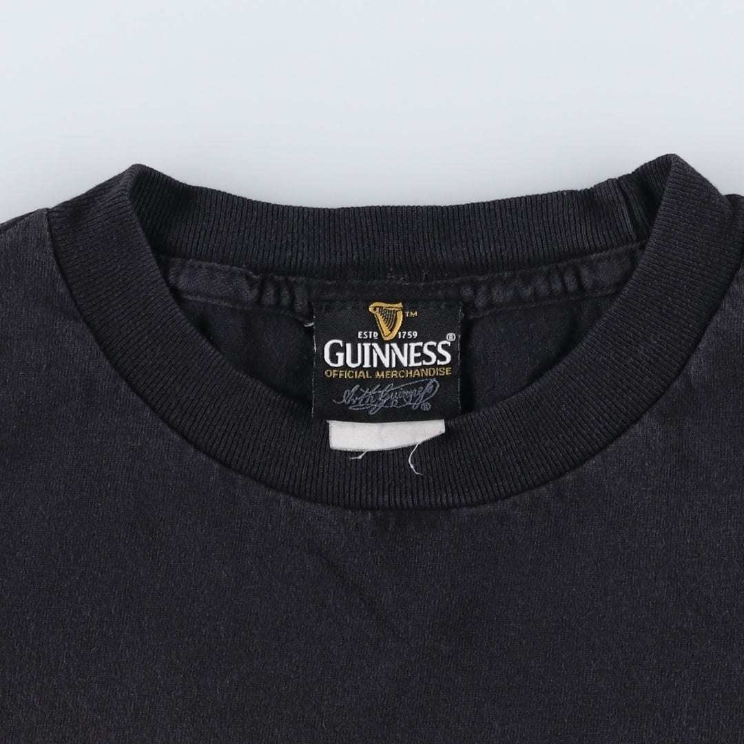 GUINNESS Beer Print Advertising T-Shirt (Unclear) - Men's Size S (Equivalent) - Crew Neck (Round Neck) - Short Sleeve unclear black type Vintage Second Hand