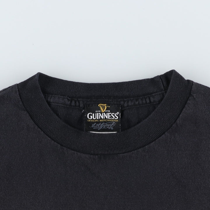 GUINNESS Beer Print Advertising T-Shirt (Unclear) - Men's Size S (Equivalent) - Crew Neck (Round Neck) - Short Sleeve unclear black type Vintage Second Hand