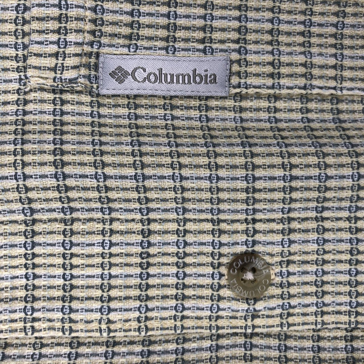 2000'S Columbia all-over print short-sleeved cotton shirt, boxy fit, men's size XL equivalent. cotton ivory Vintage Second Hand