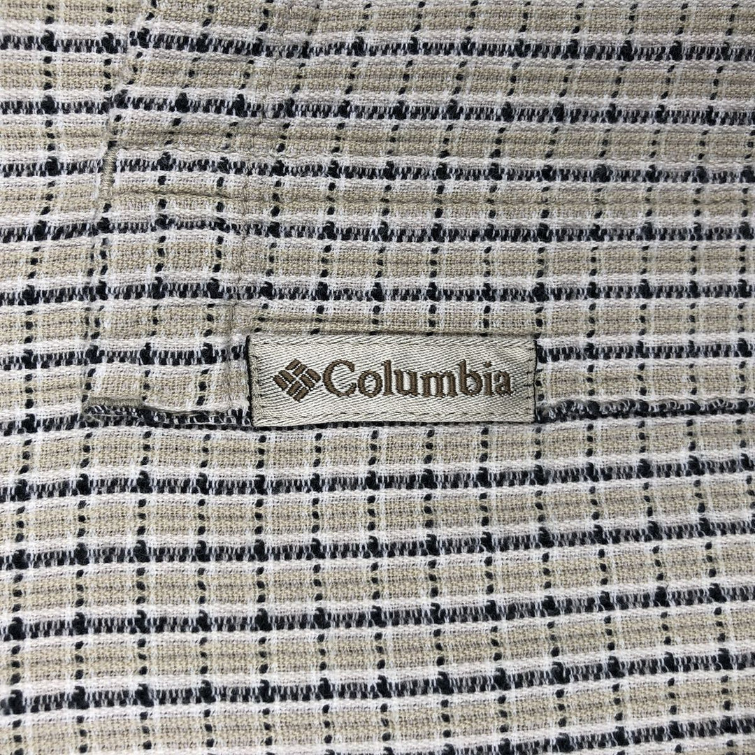 90s-00'S Columbia Short-Sleeve Cotton Check Shirt, Boxy Shirt, Men's XXL Equivalent, Vintage cotton Beige type Vintage Second Hand