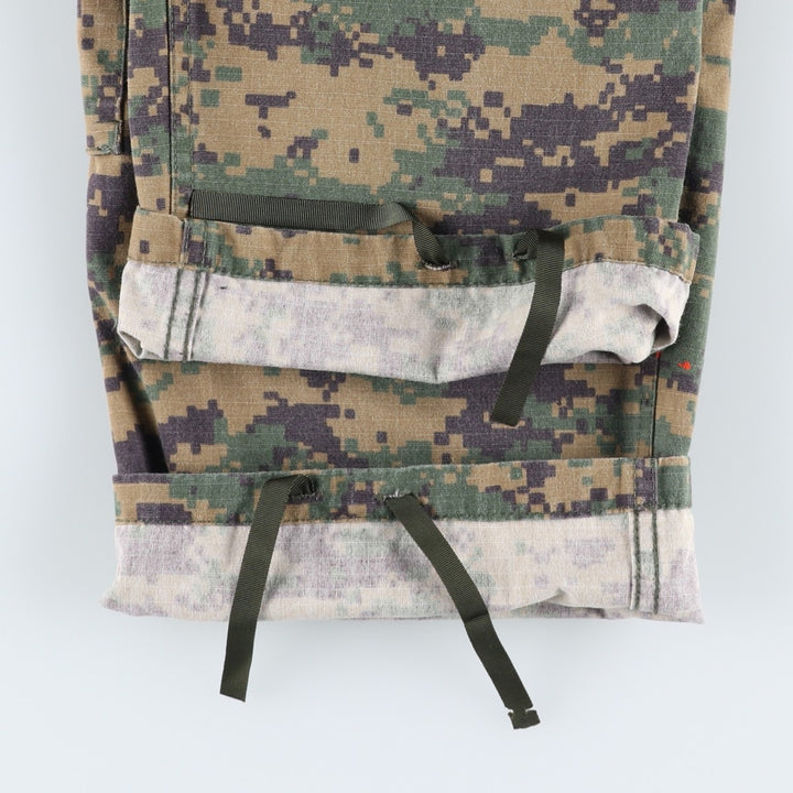 ROTHCO Camouflage Pattern Ripstop Military Cargo Pants Combat Pants (Men's Size M) cotton Khaki type Vintage Second Hand