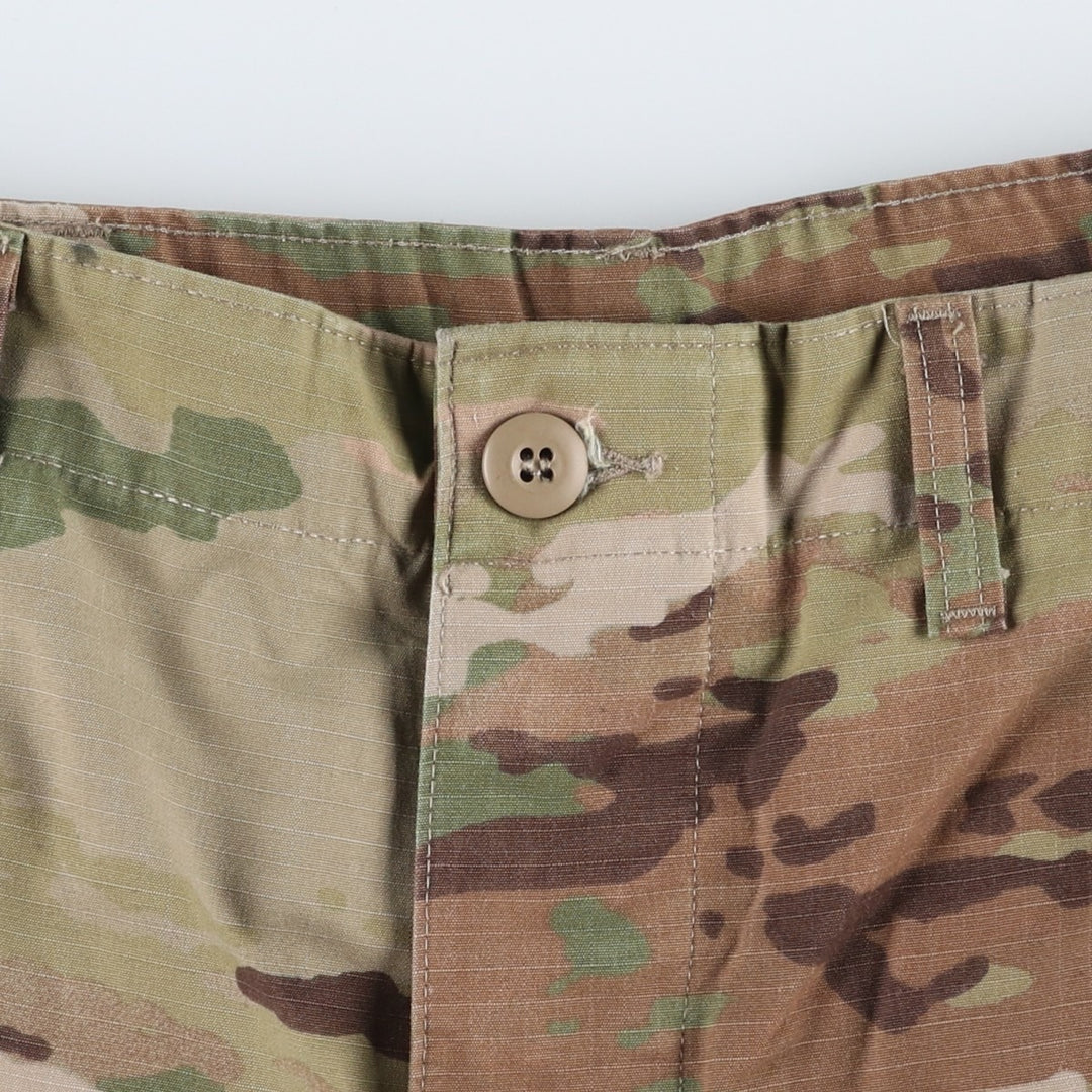 Genuine US military surplus Multicam camouflage pattern ripstop military cargo pants/combat pants, made in the USA, men's size W31 equivalent. Nylon Khaki type Vintage Second Hand