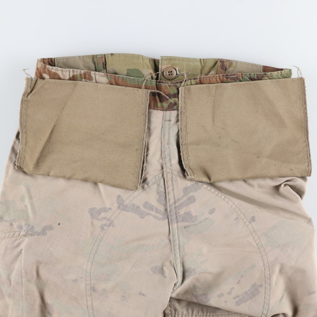 Genuine US military surplus Multicam camouflage pattern ripstop military cargo pants/combat pants, made in the USA, men's size W31 equivalent. Nylon Khaki type Vintage Second Hand