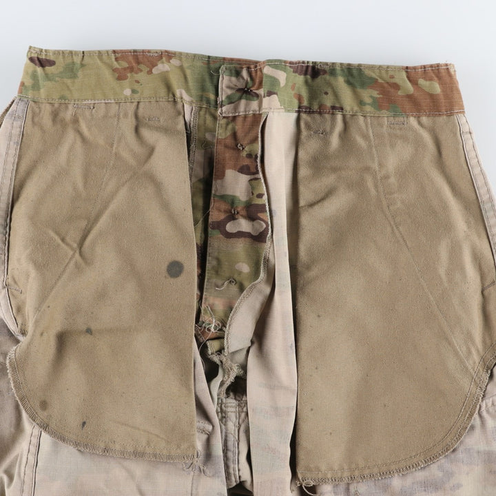 Genuine US military surplus Multicam camouflage pattern ripstop military cargo pants/combat pants, made in the USA, men's size W31 equivalent. Nylon Khaki type Vintage Second Hand