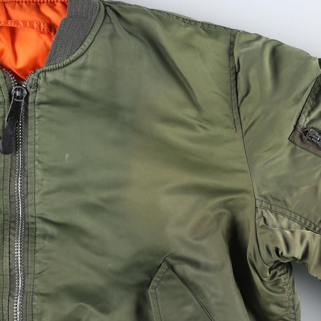 Civilian-made 1990'S Alpha Industries MA-1 type padded military flight jacket, made in the USA, men's size L equivalent, vintage. Nylon Khaki type Vintage Second Hand