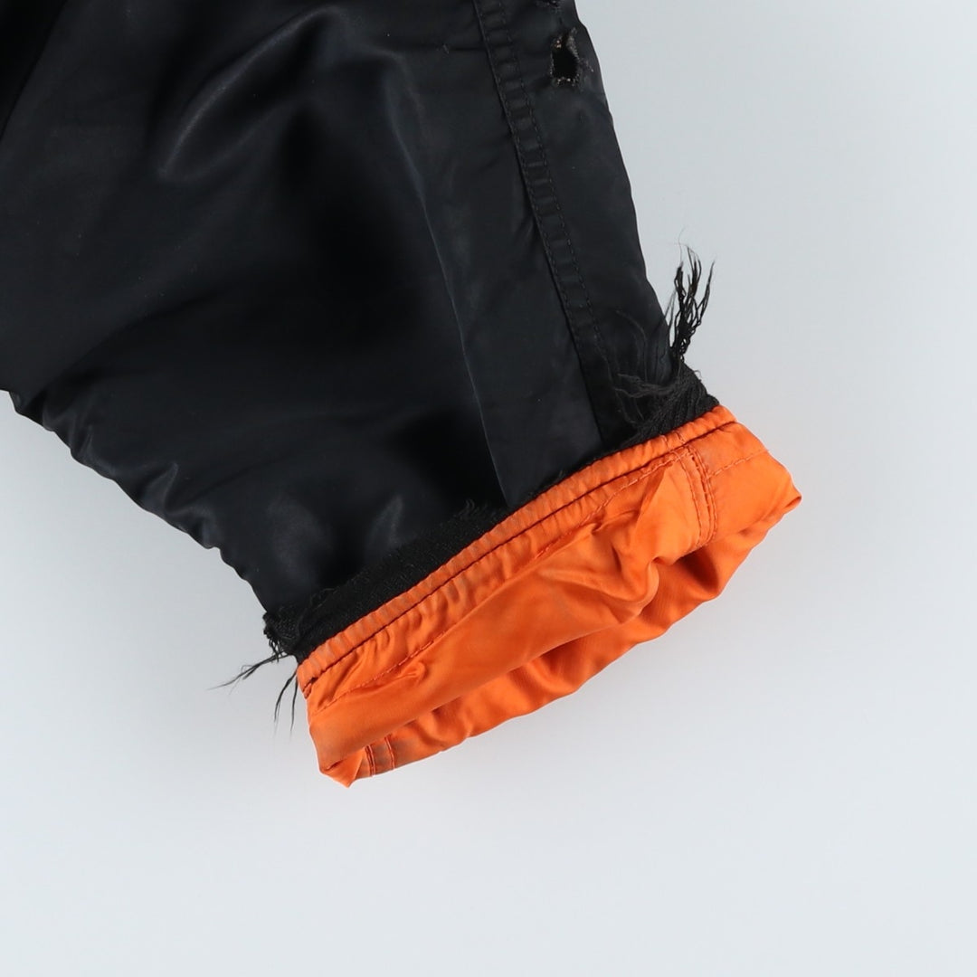 Civilian-made Alpha Industries MA-1 type padded military flight jacket, made in the USA, XX-LARGE (equivalent to men's XXL). Nylon black type Vintage Second Hand