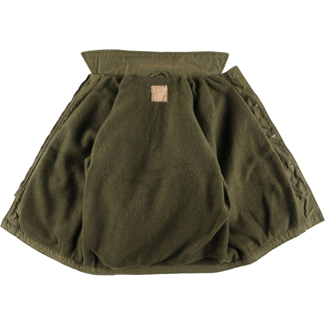 Special Price: Authentic 1970'S US Military A-2 Deck Jacket, Made in USA, Men's Medium (Size 38-40), Vintage unclear Khaki type Vintage Second Hand
