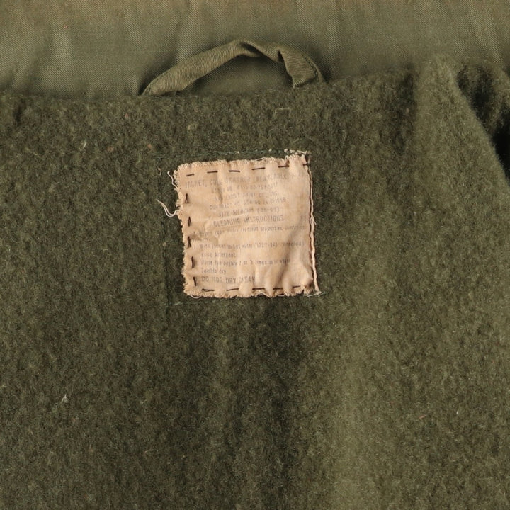 Special Price: Authentic 1970'S US Military A-2 Deck Jacket, Made in USA, Men's Medium (Size 38-40), Vintage unclear Khaki type Vintage Second Hand