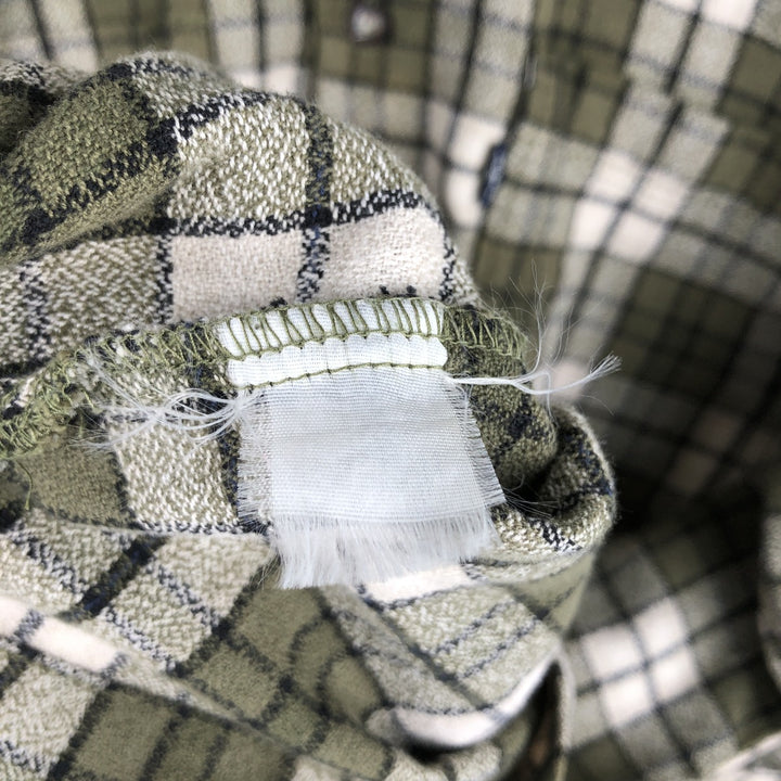 Levi's Long-Sleeve Light Flannel Check Shirt, Boxy Shirt, Men's Size M (approx.) cotton Khaki type Vintage Second Hand
